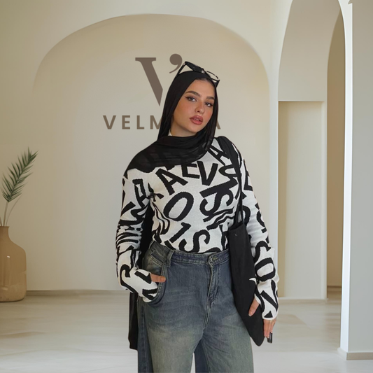 (B) Letters Basic Knit